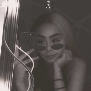 Meet your Posher, Cece